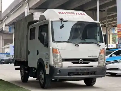 2013 Nissan NT400 armored truck thumbnail 3