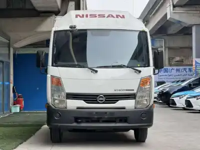 2013 Nissan NT400 armored truck thumbnail 2