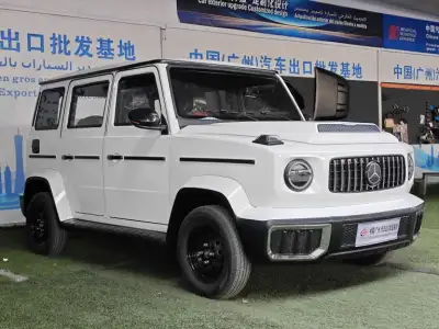 2025 Mercedes-Benz [New Car] G-Class Electric Vehicle thumbnail 3