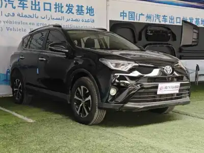 2018 Toyota RAV 4 thumbnail 3