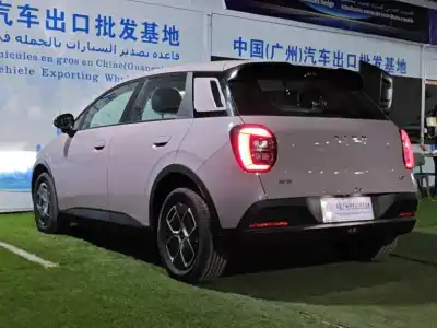 2025 Trumpchi AION UT thumbnail 4