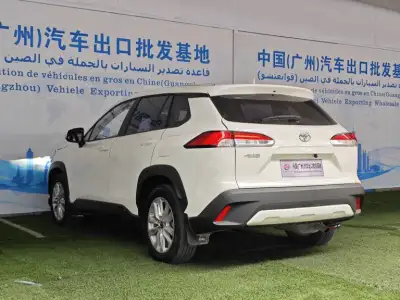 2025 Toyota Corolla Cross thumbnail 4