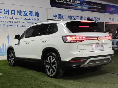 2023 Volkswagen Tayron thumbnail 4