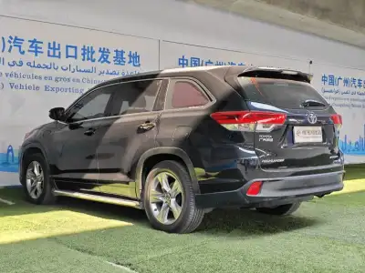 2018 Toyota Highlander thumbnail 4