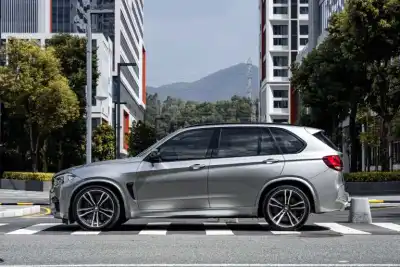 2015 BMW X5 M thumbnail 4