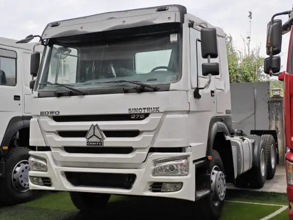 HOWO 6×4 tractor