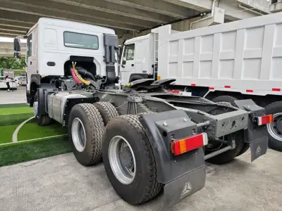 2024 HOWO 6×4 tractor thumbnail 4