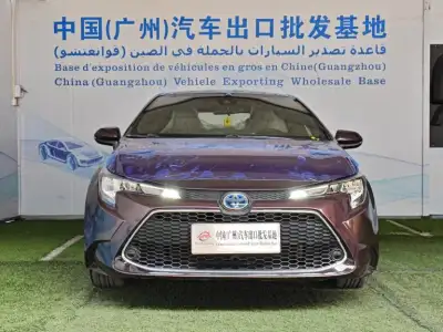2020 Toyota New Corolla Hybrid thumbnail 2