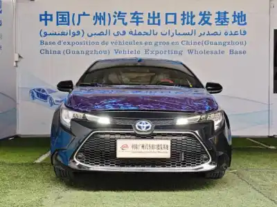 2020 Toyota New Corolla Hybrid thumbnail 2