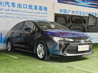2020 Toyota New Corolla Hybrid thumbnail 3