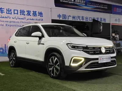 2023 Volkswagen Volkswagen Tayron thumbnail 3