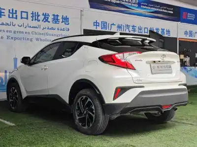 2021 Toyota IZOA thumbnail 4