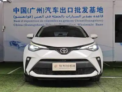 2022 Toyota CH-R thumbnail 2