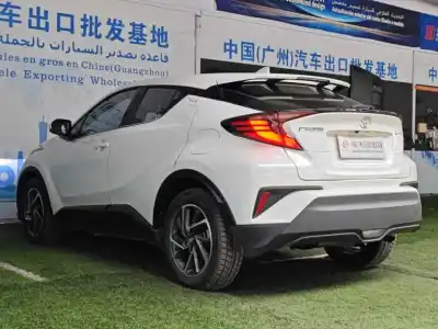 2022 Toyota CH-R thumbnail 4