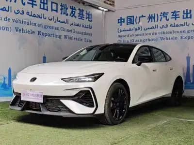 Changan [Voiture neuve] Changan UNI-V troisième génération 1,5 T 500 bar – modèle sport haut de gamme
