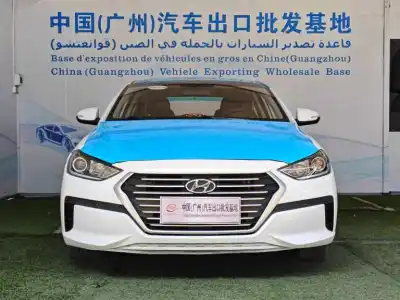 2020 Hyundai Hyundai Elantra Plug-in Hybrid thumbnail 2
