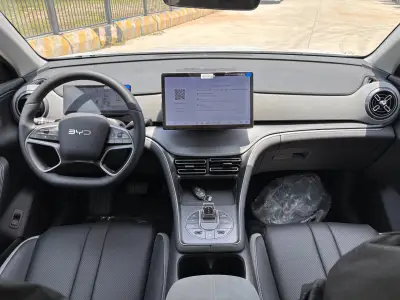 2025 BYD Sealion 05 DM-i  thumbnail 4
