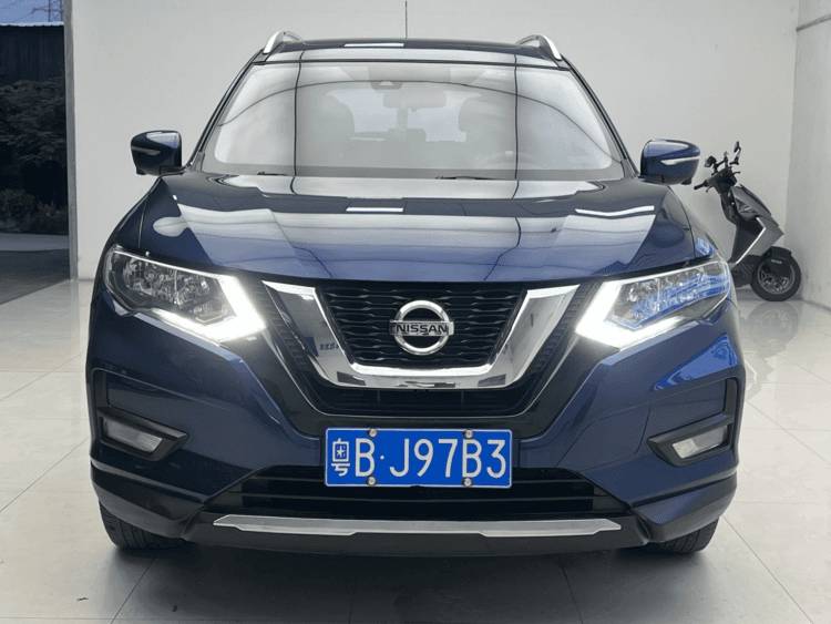 2021 Nissan X-Trail thumbnail 2