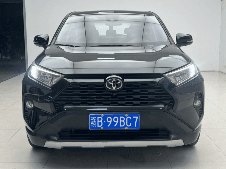 2021 Toyota RAV4 thumbnail 2