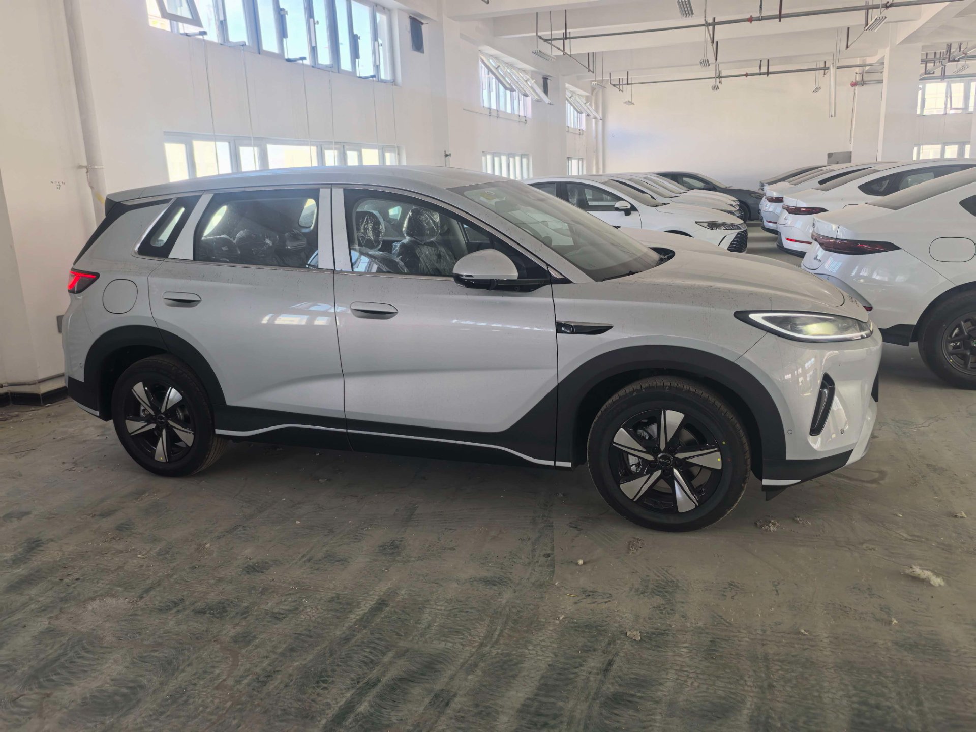 2026 BYD Sealion 05 EV thumbnail 4
